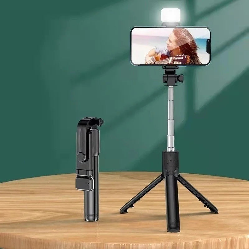 Bastão Pau de selfie Tripé Retrátil Com Luz de LED